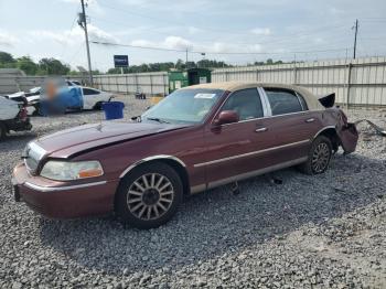  Salvage Lincoln Towncar