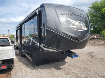  Salvage Jayco Pinnacle