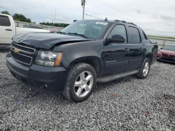  Salvage Chevrolet Avalanche