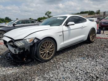 Salvage Ford Mustang