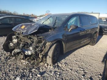  Salvage Chrysler Pacifica