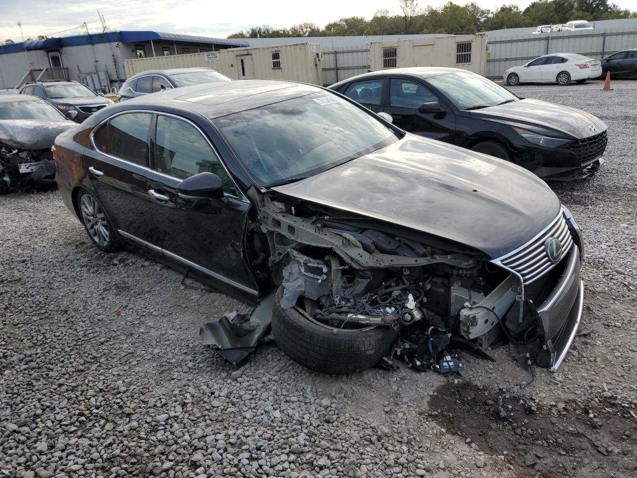 Lexus LS 460 Image 8