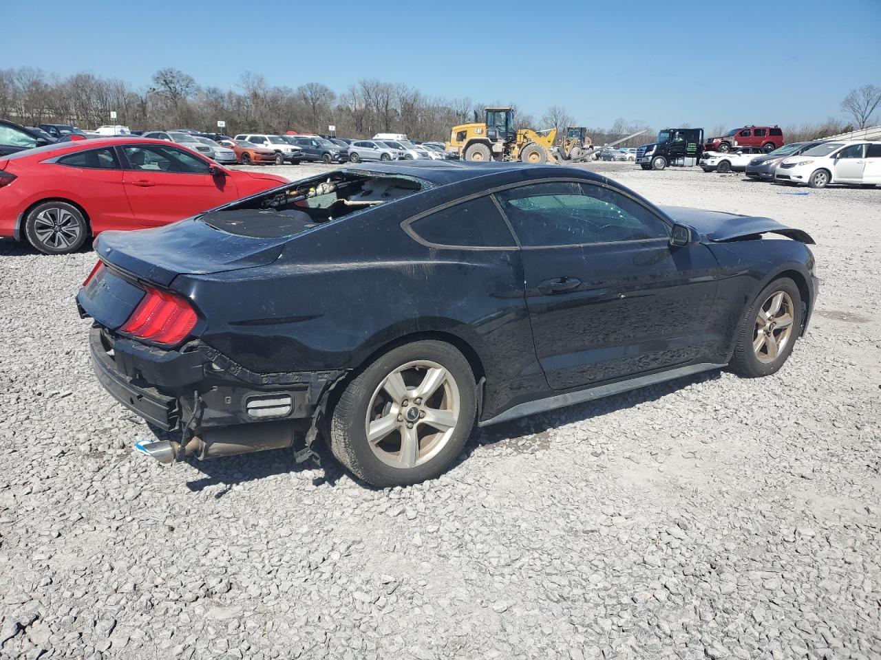 Ford Mustang Image 3