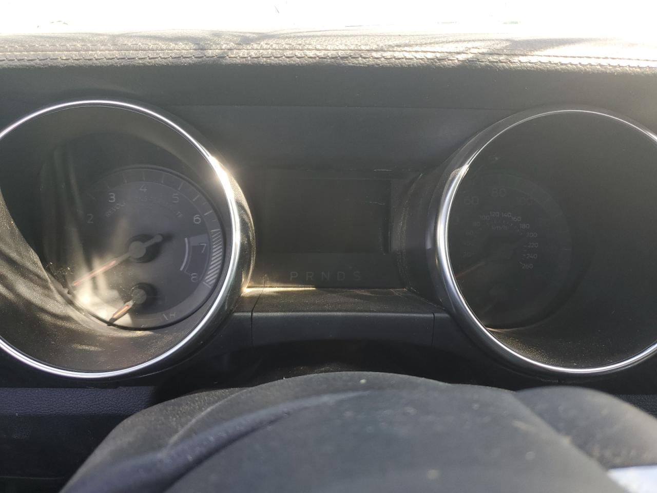 Ford Mustang Image 6