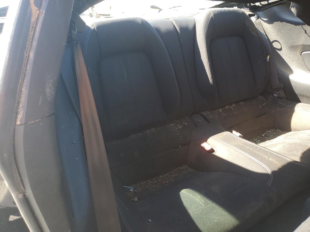 Ford Mustang Image 5