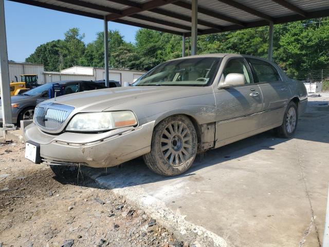  Salvage Lincoln Towncar