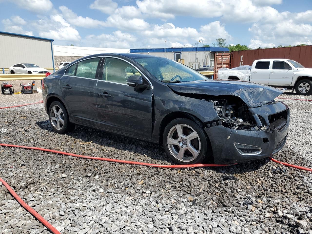 Volvo S60 T5 Image 11