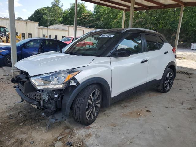 Salvage Nissan Kicks