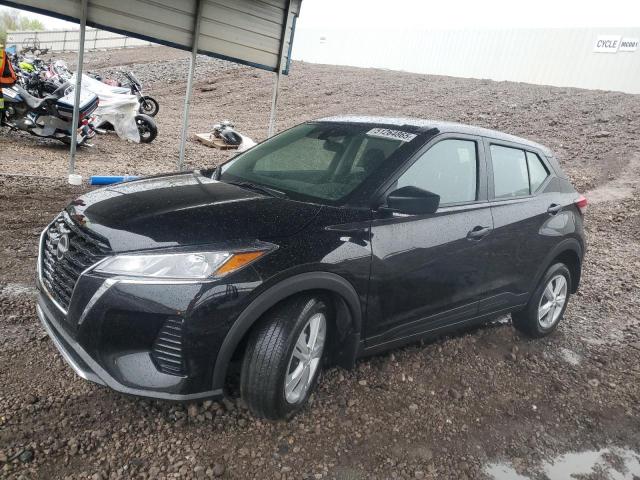  Salvage Nissan Kicks