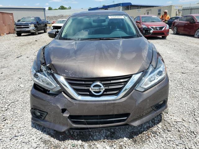 Nissan Altima 2.5 Image 4