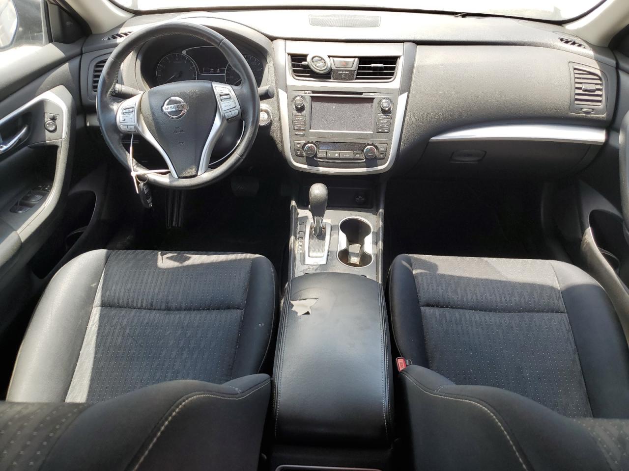 Nissan Altima 2.5 Image 9