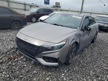  Salvage Hyundai ELANTRA