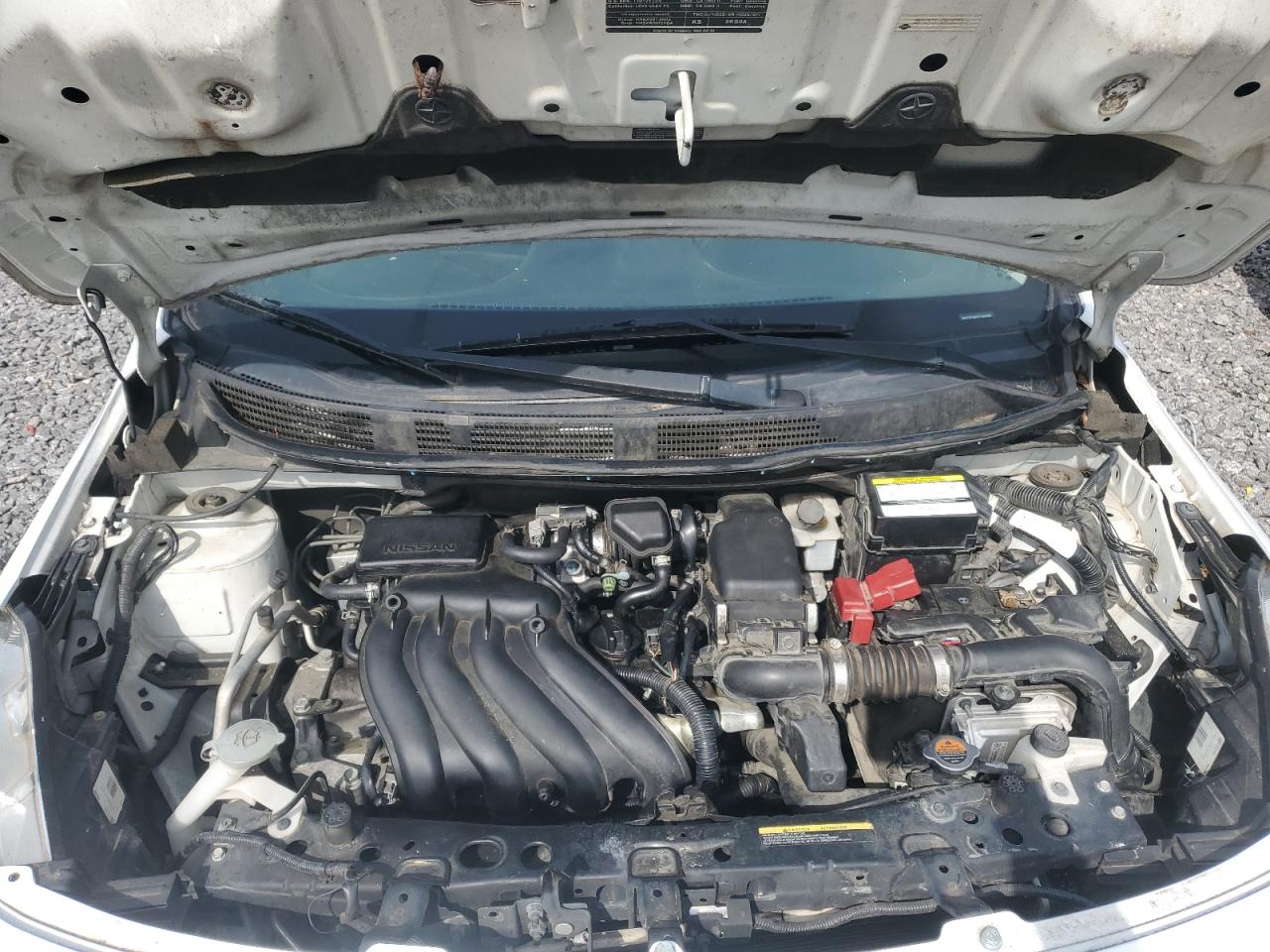 Nissan Versa S Image 5