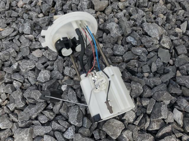 Nissan Versa S Image 12