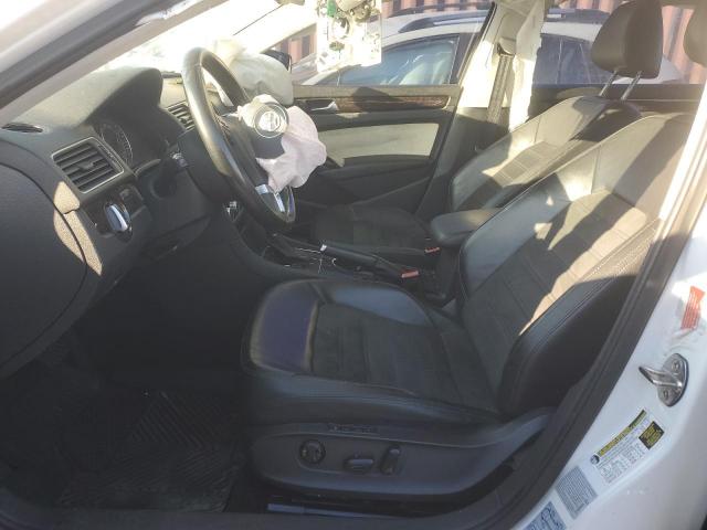 Volkswagen Passat Sel Image 4