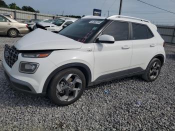  Salvage Hyundai VENUE