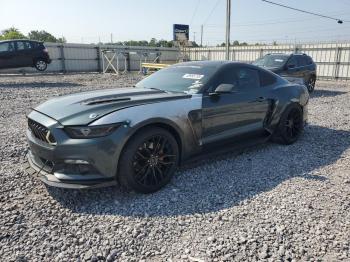  Salvage Ford Mustang
