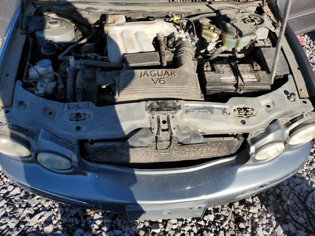 Jaguar X-Type 3.0 Image 10