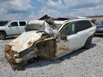  Salvage Volvo XC90