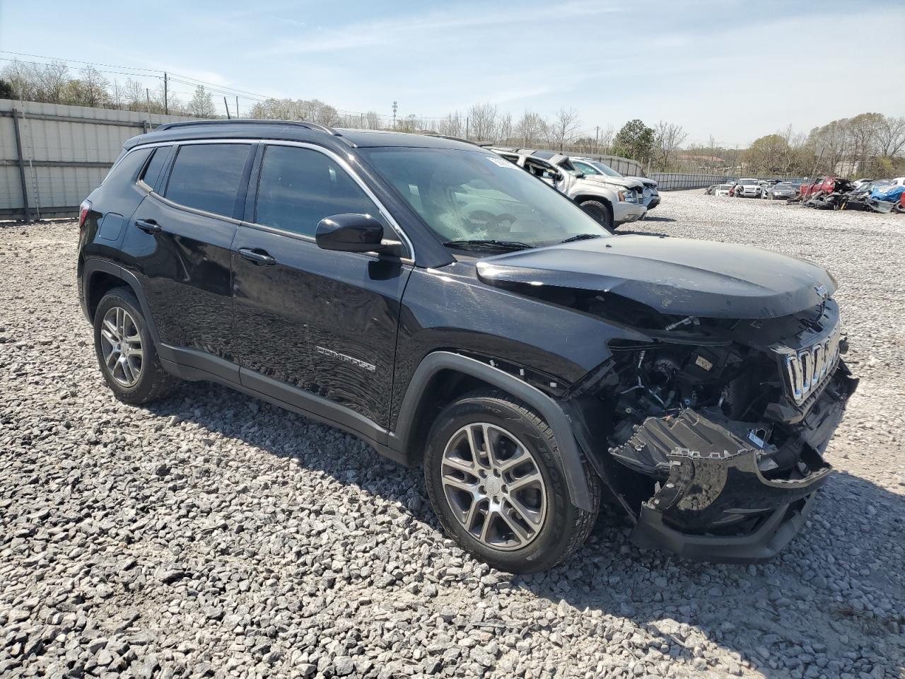 Jeep Compass Latitude Image 4