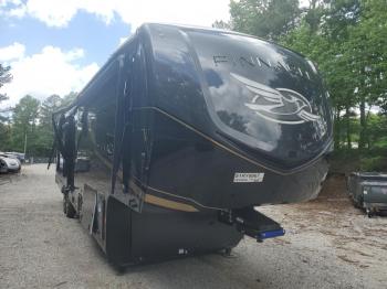  Salvage Jayco Pinnacle