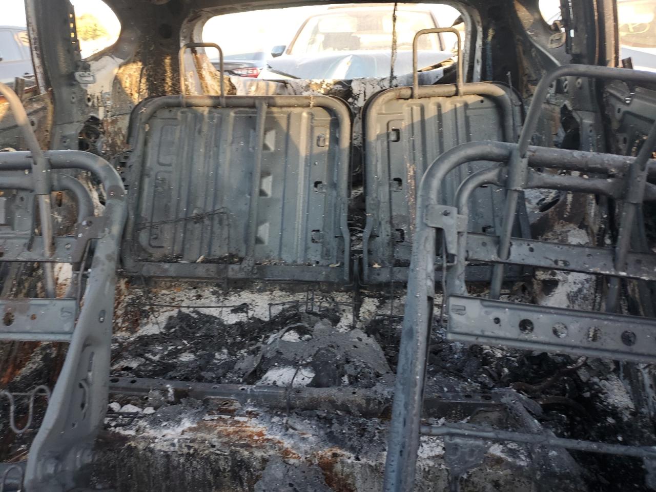 Nissan Rogue S Image 11