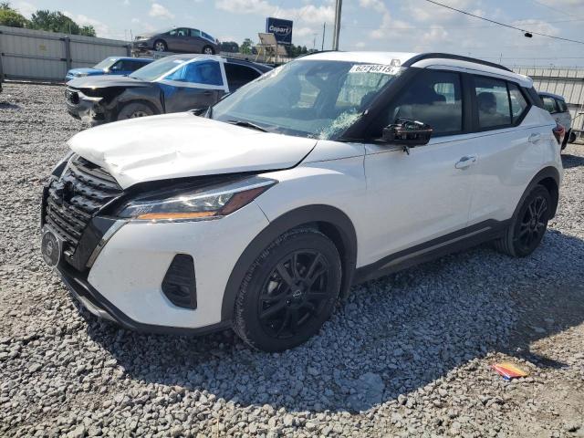  Salvage Nissan Kicks