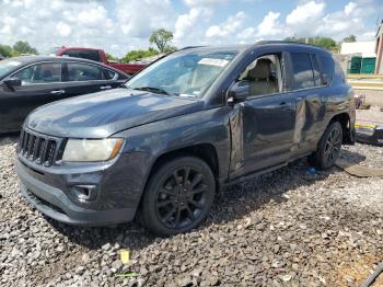  Salvage Jeep Compass