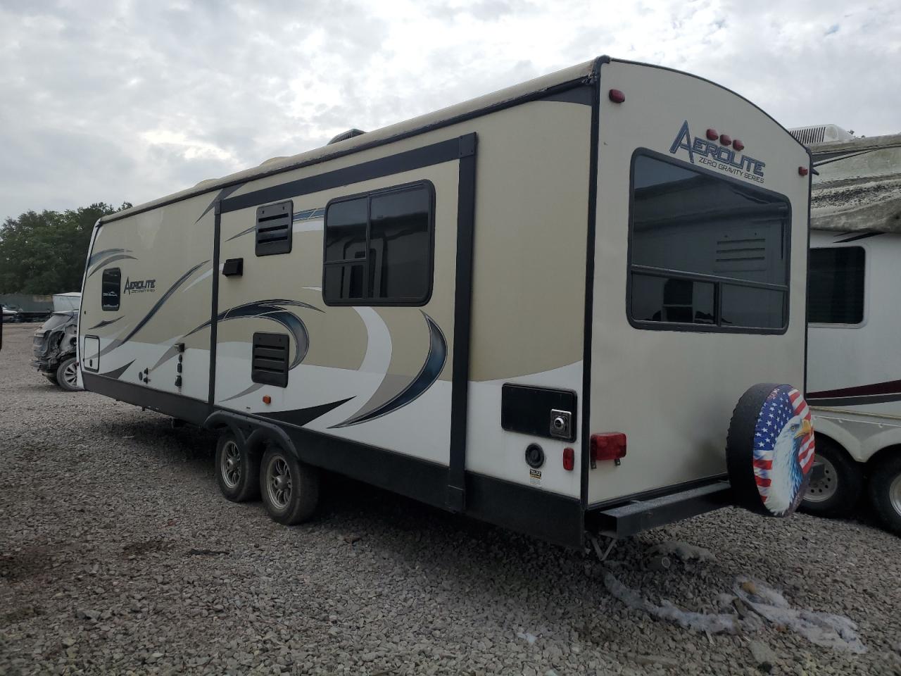 Aeroliner Trailer Image 10