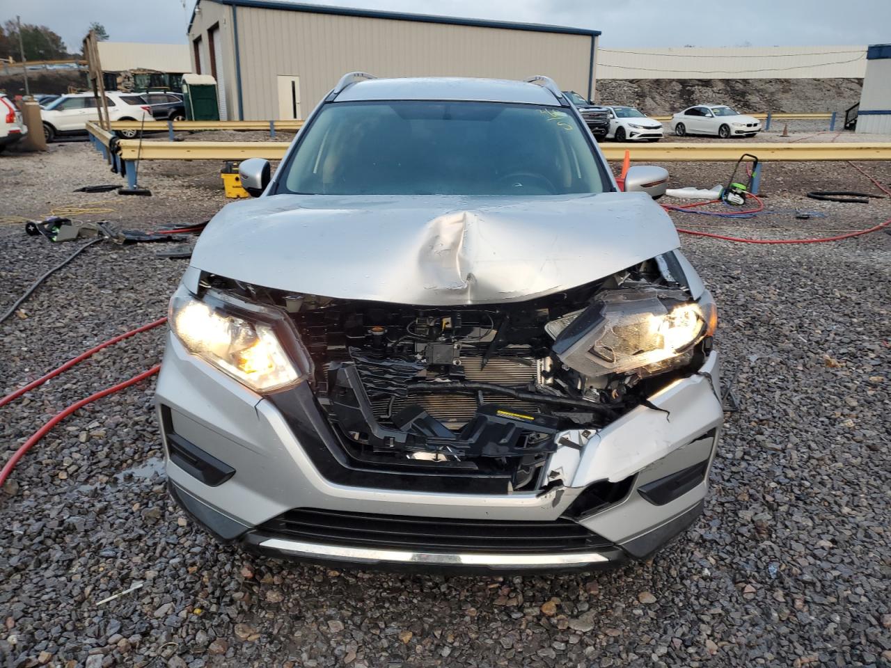 Nissan Rogue S Image 5