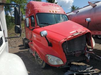  Salvage Freightliner Cascadia 1