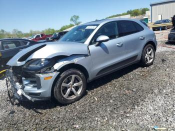  Salvage Porsche Macan