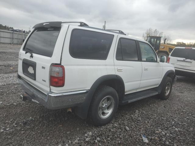 Toyota 4Runner Sr5 Image 2