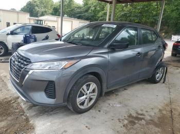  Salvage Nissan Kicks
