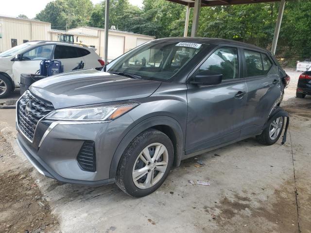  Salvage Nissan Kicks