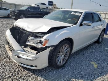  Salvage Chrysler 300