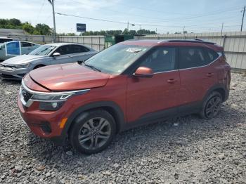  Salvage Kia Seltos