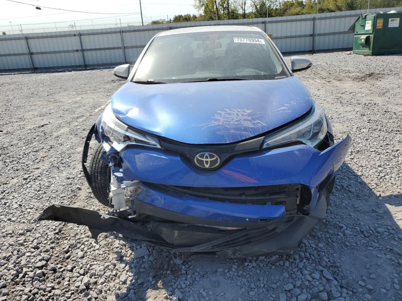 Toyota C-HR Xle Image 12