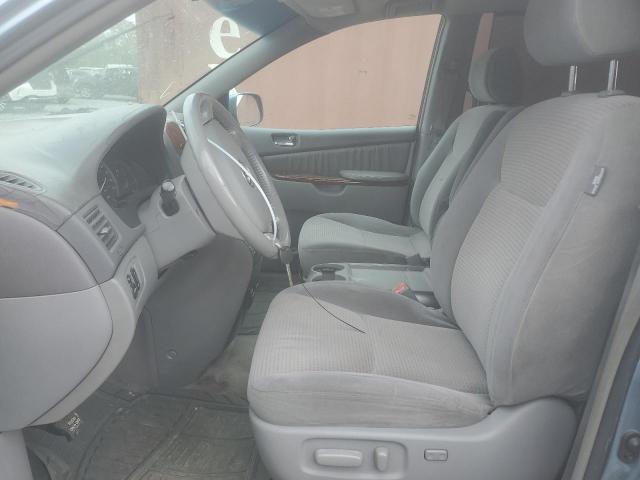 Toyota Sienna Xle Image 6