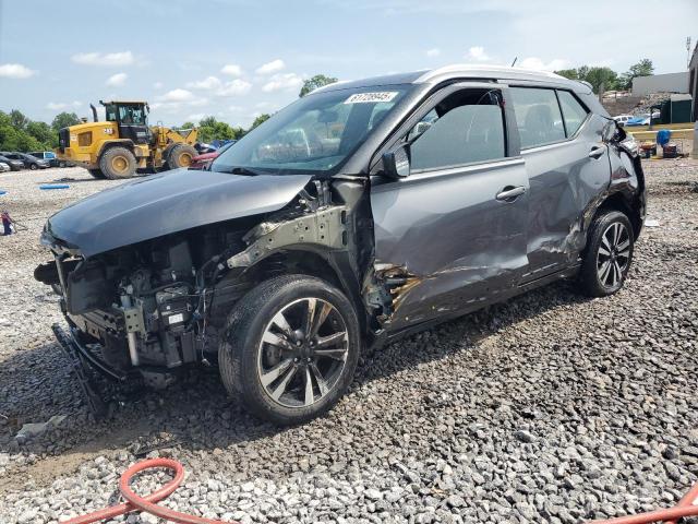  Salvage Nissan Kicks