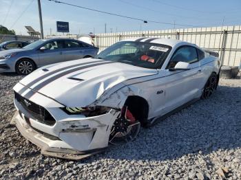  Salvage Ford Mustang