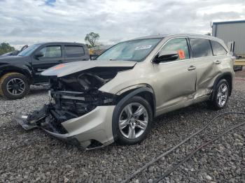  Salvage Toyota Highlander