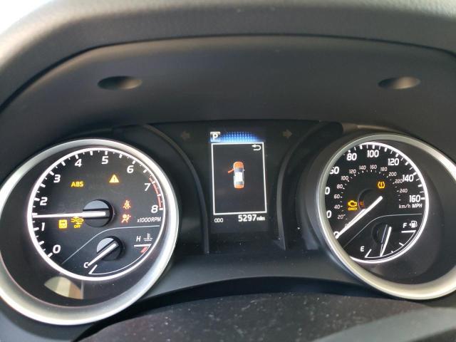 Toyota Camry Le Image 9