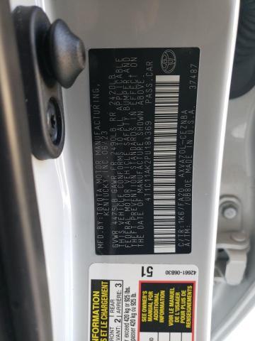 Toyota Camry Le Image 12