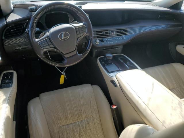 Lexus LS 500 Base Image 9