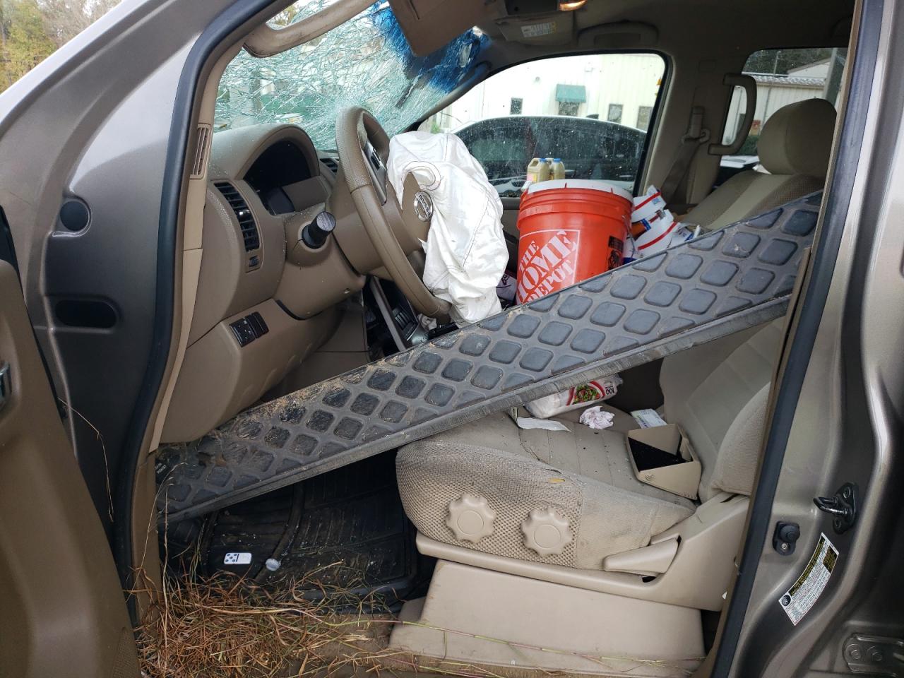 Nissan Pathfinder Le Image 10