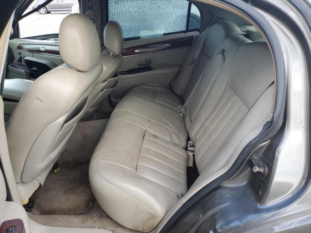 Lincoln Towncar Signature Image 8