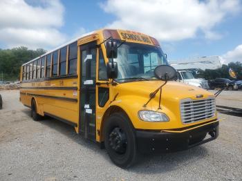  Salvage Freightliner Chassis B2