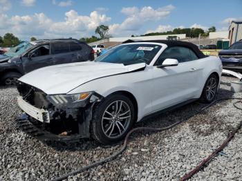  Salvage Ford Mustang