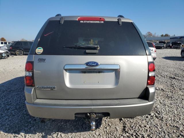 Ford Explorer Xlt Image 5
